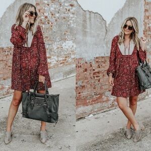 Hinge Peasant Print Dress Size Large Split Neck w/Ties